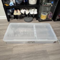 Under-Bed Storage Bin w/ Split Lid – 20”W x 39”D x 6.5”H (58 Qt)