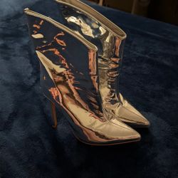 Silver/chrome Heels 