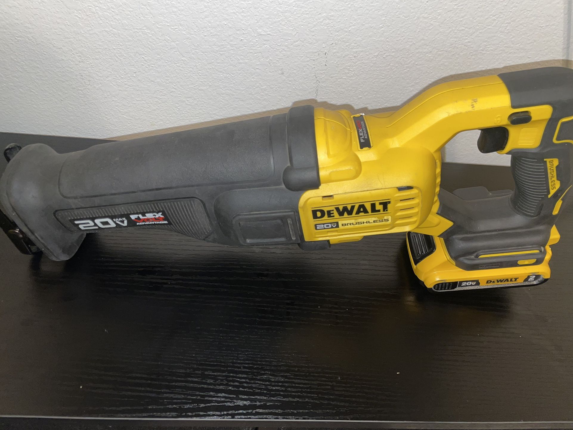 Dewalt20v Sawzall