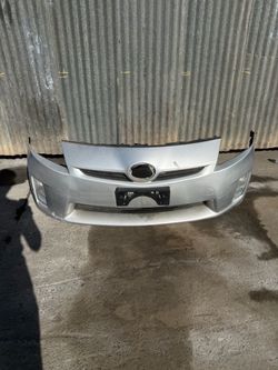 2010 2011 Toyota Prius Front Bumper Silver