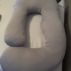 U-Shaped body Pillow