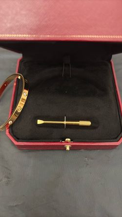 Bracelet