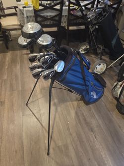 COMPLETE GOLF CLUBS SET WITH  STAND BAG (16 CLUBS)