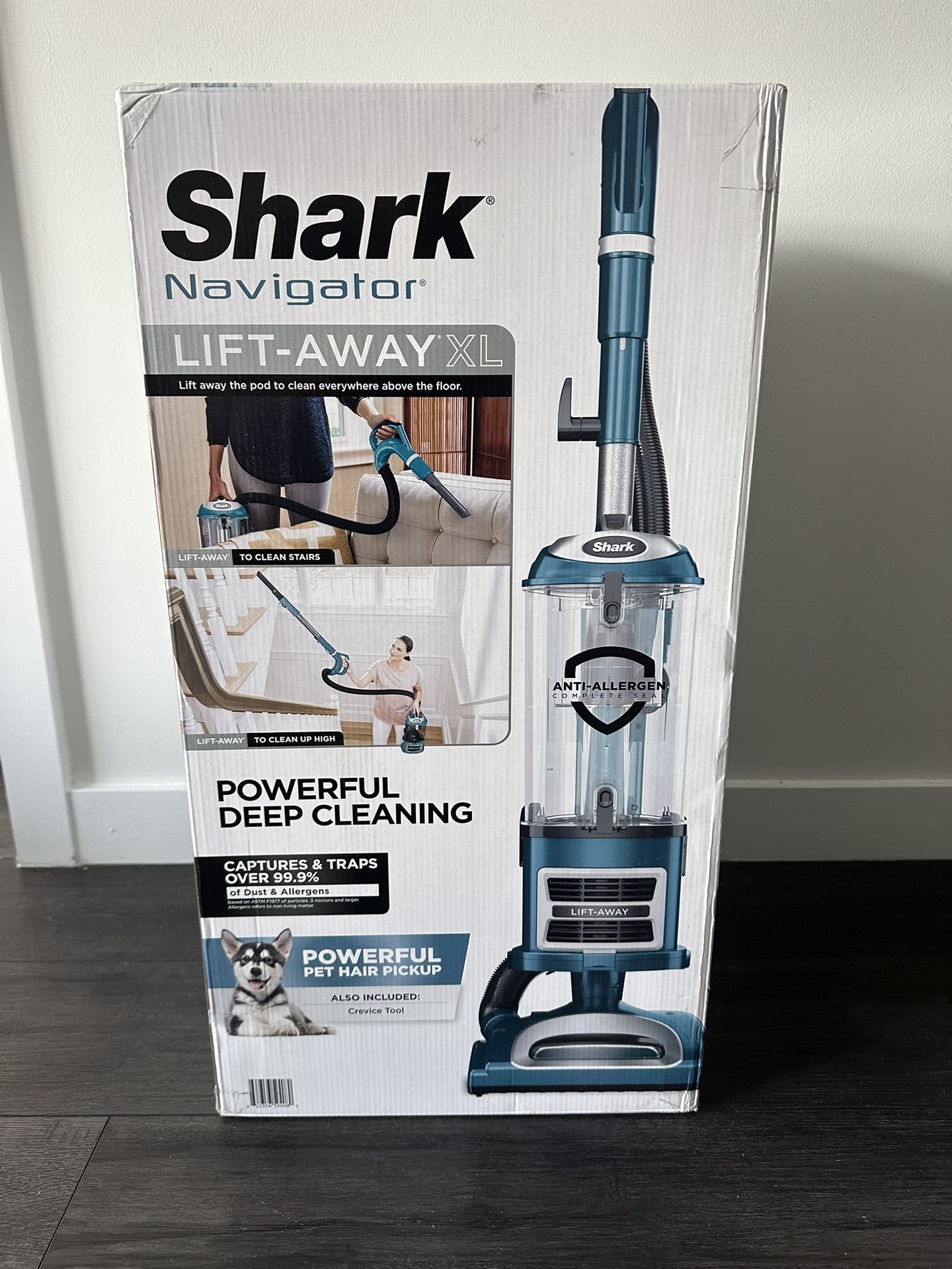 Brand New Shark Lift Away XL Vacuum