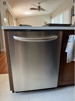 Kenmore Elite dishwasher stainless steel - Handyman Special