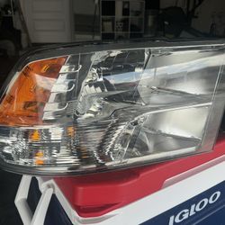 2020 Ram 1500 OEM Headlights 