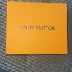 LV Wallet 