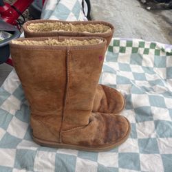 Tall Uggs 