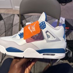 Jordan 4 Retro Military blue 