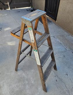 Keller Vintage Wooden 4 Ft A-Frame Ladder Good Condition