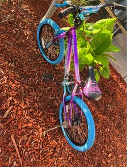 Kids bike size 18”