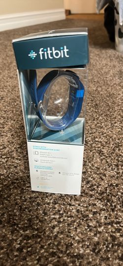 NEW Fit Bit Charge HR