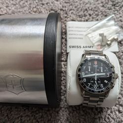 Victorinox Swiss Army Mens Chronograph Watch Titanium