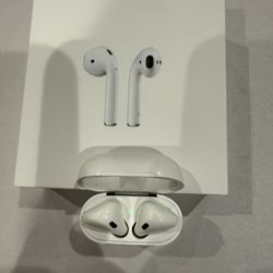 Apple IPOD’s 1st Generation Wireless Bluetooth Headset