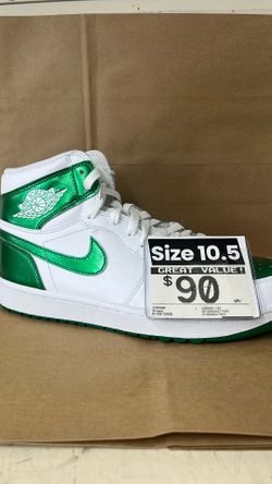 Nike Air Jordan 1 High Golf sneakers in the "Pine Green"