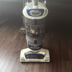 Shark Vacuum Cleaner 