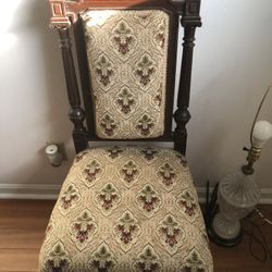 Antique / Vintage Chair