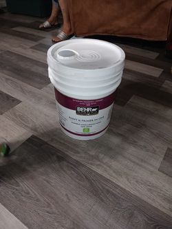 Behr Interior Eggshell Med Gray Colour