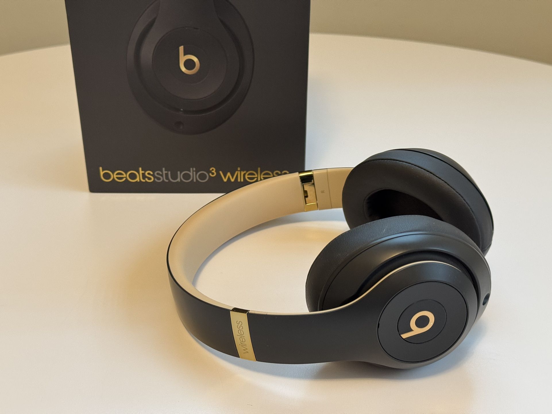 Beats Studio 3 Wireless Noise Cancelling Headphones, Shadow Gray