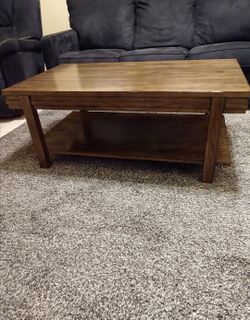 Kincaid (La-Z-Boy) Coffee Table