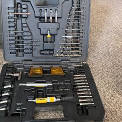 Dewalt Drill And Driver Bit Set 