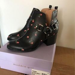 Ankle boot leather