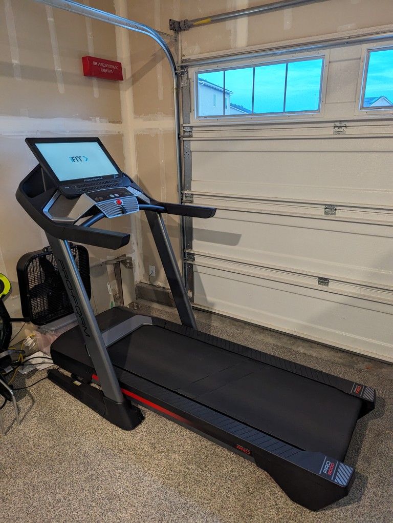 ProForm Pro 9000 Treadmill