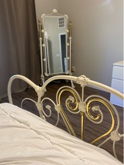 Vintage Elliott’s Design Wrought Iron and Brass Cheval Full Length Floor Mirror Furniture set golden and white metal princess style KING Bed