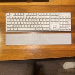 NZXT FUNCTION 2 Gaming Keyboard