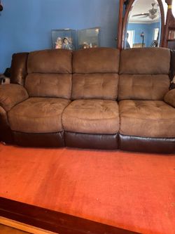 Recliner couch