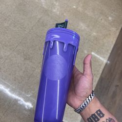 Starbucks purple Slime Glows!