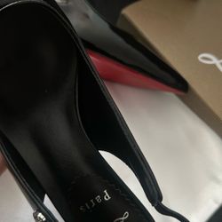 Christian  Louboutin 