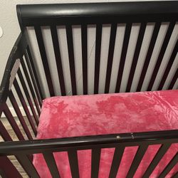 Crib And Mattress 
