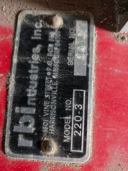 RBI Industries Model 220-3 Scroll Saw Equipment