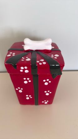 Dog biscuit jar
