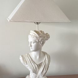 Classical Bust Table Lamp Elegant & Unique
