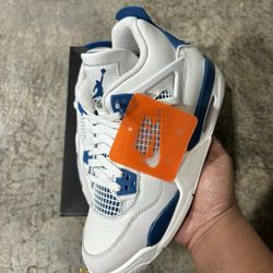 Jordan 4 Military Blue 7Y 8.5 Women