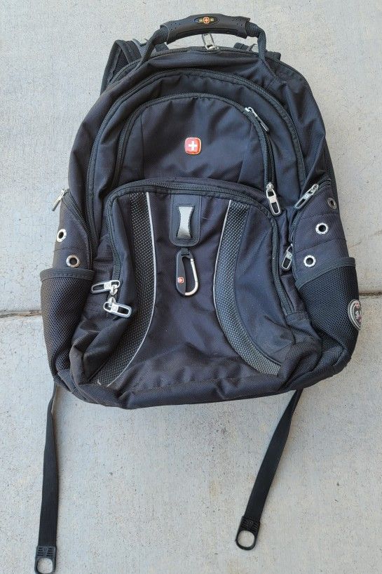 Swiss gear backpack Great Condition mesh backing