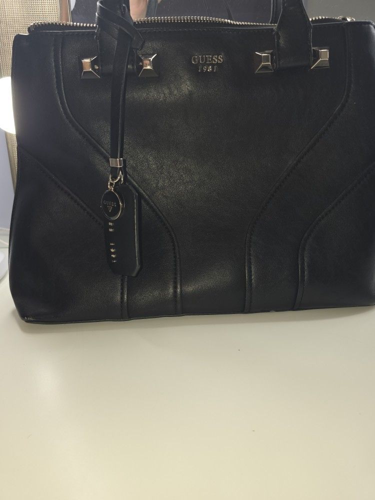 Guess purse