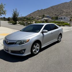 2014 Toyota Camry SE CLEAN TITLE