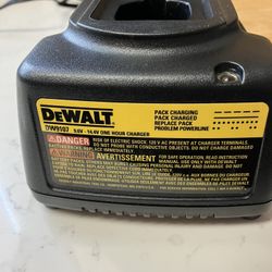 DeWalt DW9107 One Hour Battery Charger