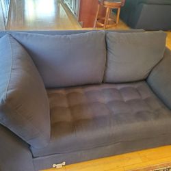 Loveseat Couch - 2 Seater Sofa for Sale ! 