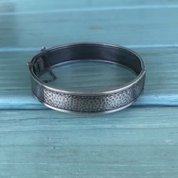 Beautiful Vintage/Antique STERLING Silver Open Hinged Bangle 7.5” Bracelet 19.1 Grams 