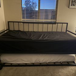 Trundle Bed With 2 Mattresses 