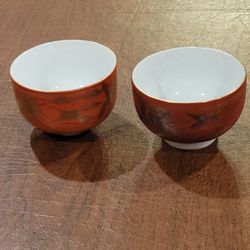 Set of 2 vintage antique kutani cups red gold accent. Pre-owned, perfect 
shape, no chips or cracks. 