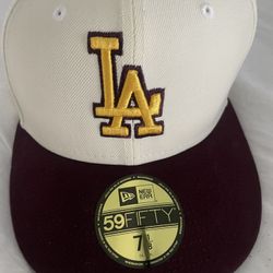 Los Angeles Fitted Hat