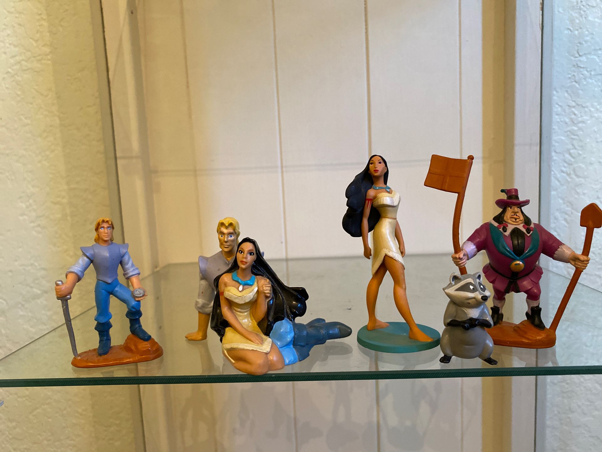 Disney Pocahontas figurines set