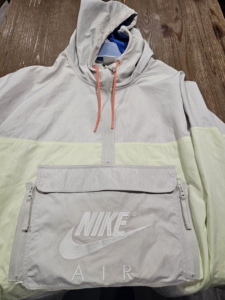 Nike Windbreaker