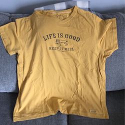 Life is good men’s V-neck T-shirt