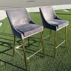$100 Set Of 2 Grey & Gold High Back Counter Chairs 27”